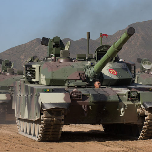 八發(fā)八中!兵器工業(yè)集團(tuán)多款“裝甲與反裝甲”武器首次公開實彈射擊